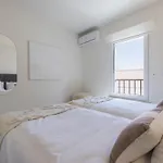 Hideout 아파트